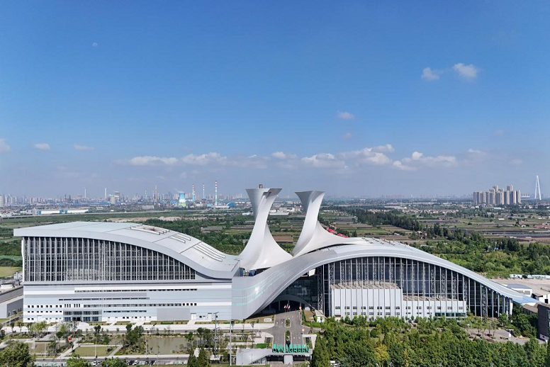 綠色動力武漢公司兩青工被聘為“湖北青年環(huán)境 友好使者”