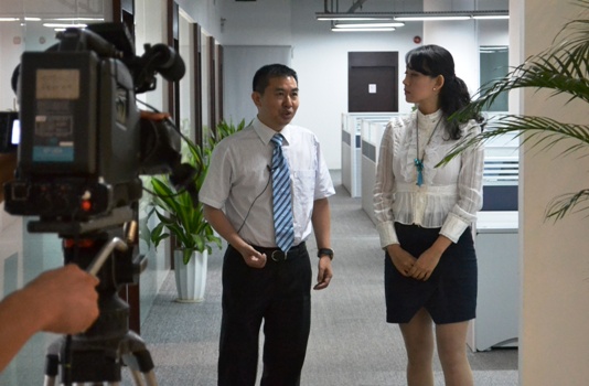 深圳電視臺到綠色動力集團(tuán)采訪